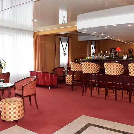 Le Pole Europeen 4* Aubange